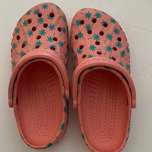 Tropical Print CROCS EUC